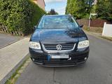 Volkswagen Touran 2.0 TDI DSG Trendline Trendline - Volkswagen Touran mit Diesel-Antrieb: Leder, Schiebedach, Kleinbus, 2.0