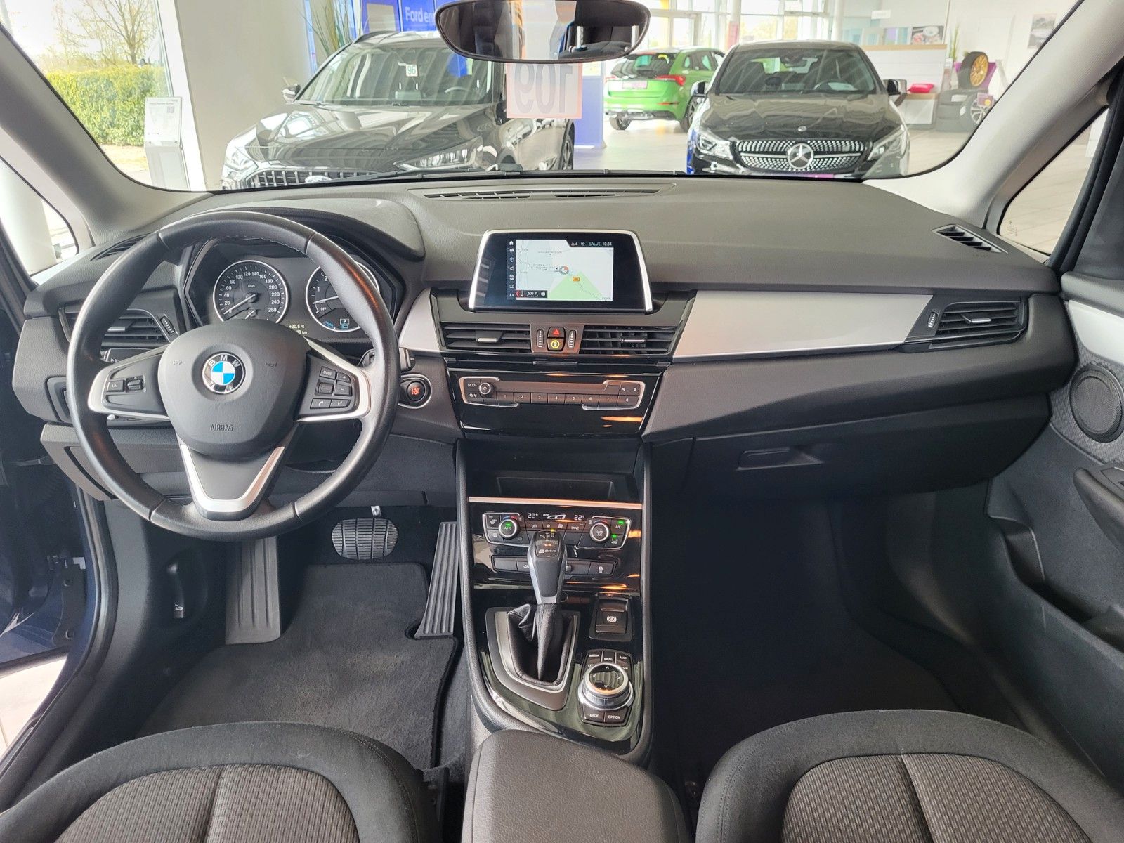 Fahrzeugabbildung BMW 225 Active Tourer/NAVI/AUTOM./LED/2.Z KLIMA