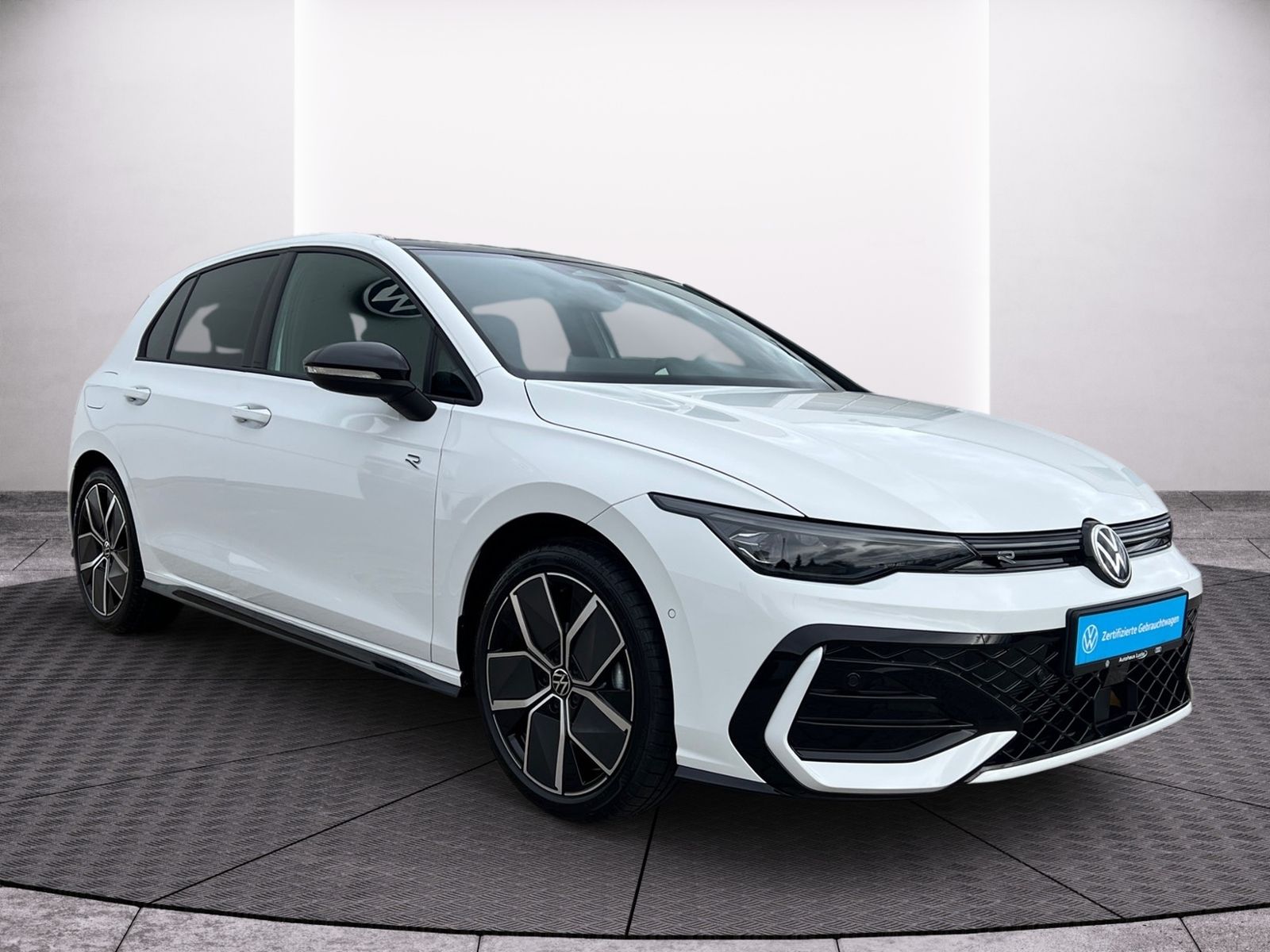 Volkswagen Golf R-Line 1,5 l TSI Matrix Sound Black Style foto 5