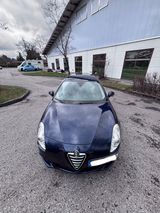 Alfa Romeo Giulietta 1.4 TB 16V - - Alfa Romeo Giulietta in München