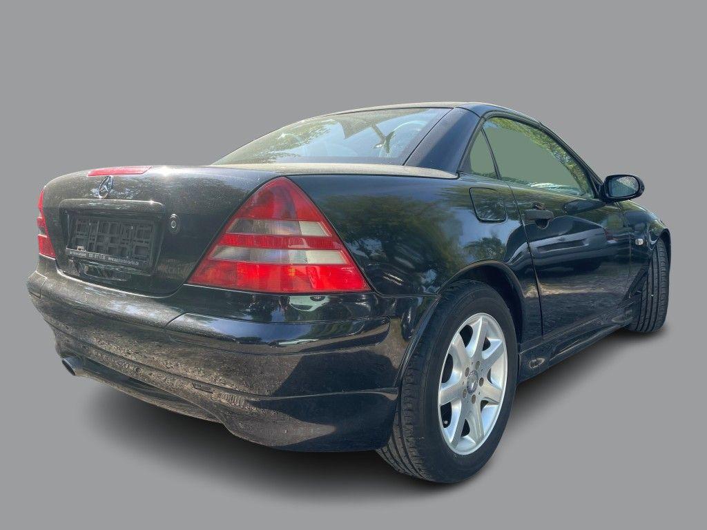 Mercedes-Benz SLK 200