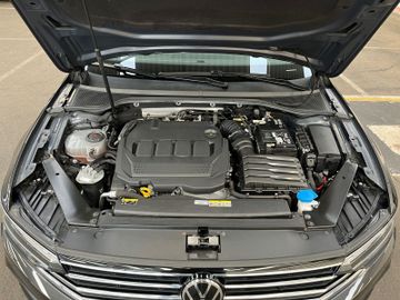 Volkswagen Passat Variant - 12