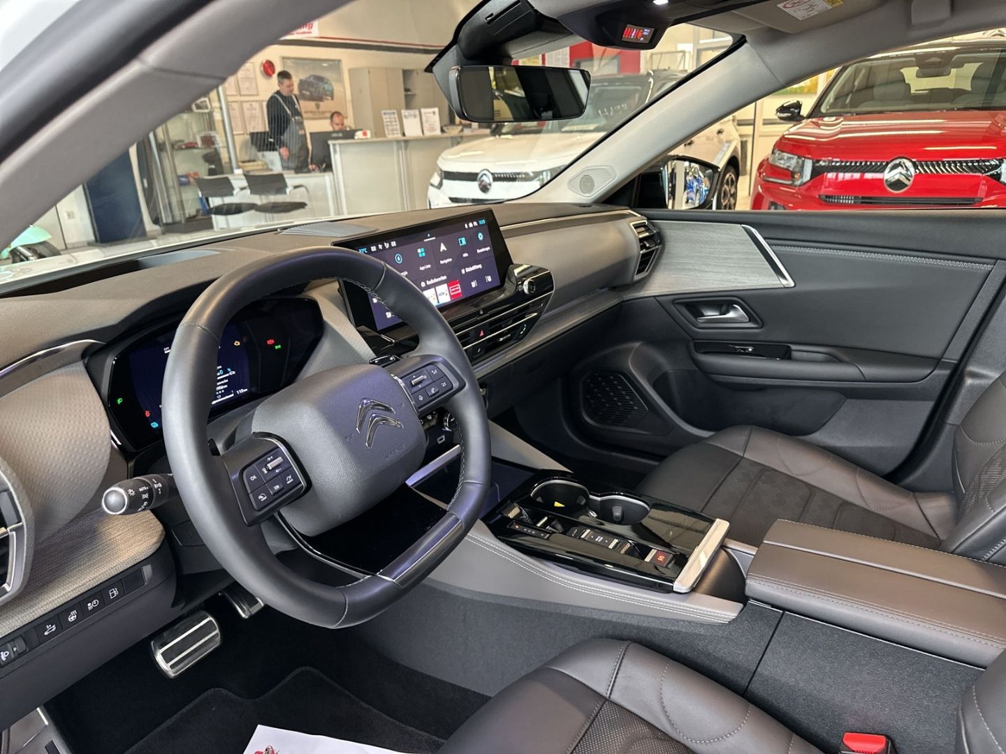 Fahrzeugabbildung Citroën C5X Plug-in 225 EAT8 Shine Pack Navi Panodach