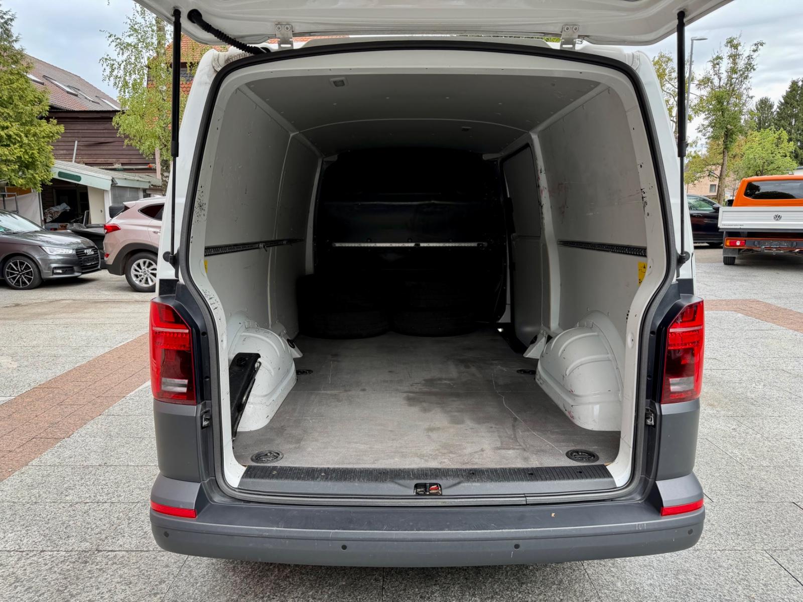 Volkswagen T6.1 Transporter 2.0 TDI 4Motion Lang *Standheiz