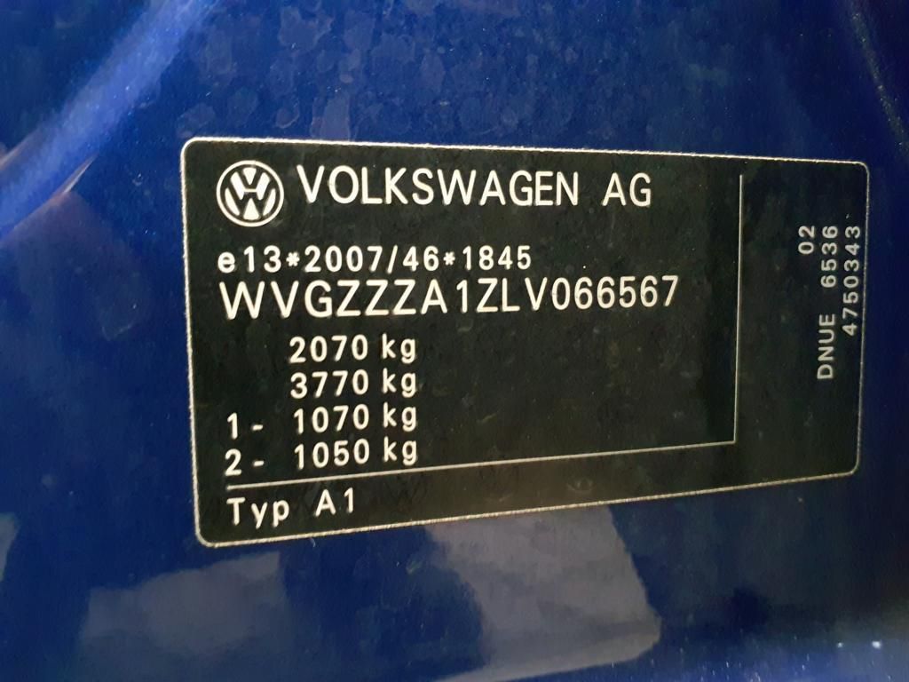 Volkswagen T-Roc R 4M 2.0 TSI 221kW DSG RFK*PDC*NAV*Tempo