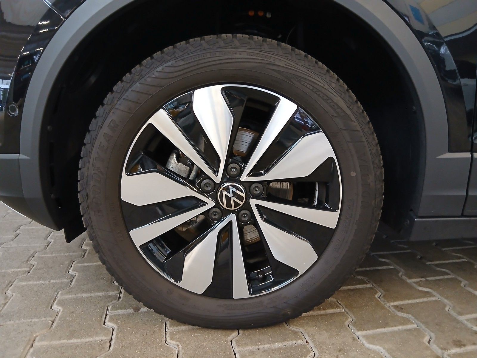 Fahrzeugabbildung Volkswagen T-Roc Cabrio Goal +ACC+LED+Travel-Ass.+Park-Ass.