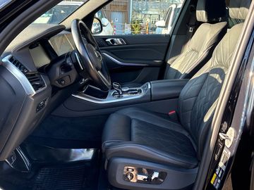 BMW X5 xDrive45e M Sportpaket Head-Up HiFi DAB WLAN