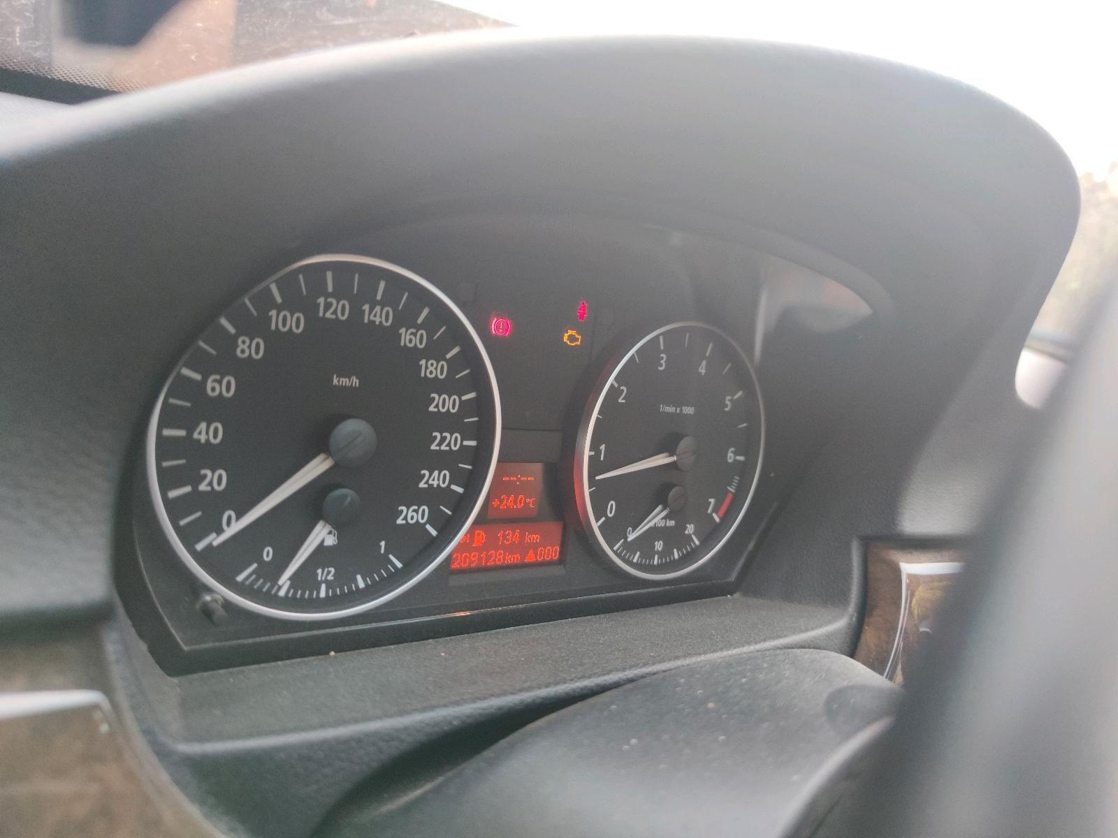 BMW 320 2006 — photo 8