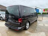 Volkswagen T5 Multivan LIFE 2.0 TDI *Leder*DSG* - Volkswagen T5 Multivan: 8 Sitzer