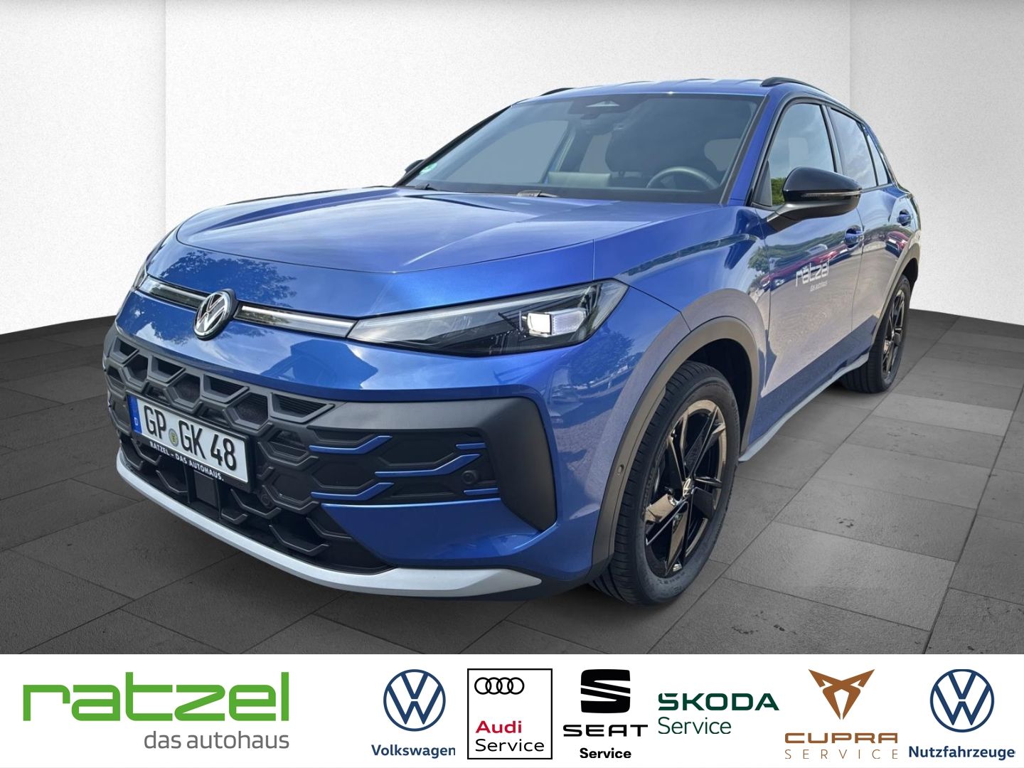 Fahrzeugabbildung Volkswagen T-Roc Style 1.5l eTSI DSG AHK+NAVI+IQ-Light
