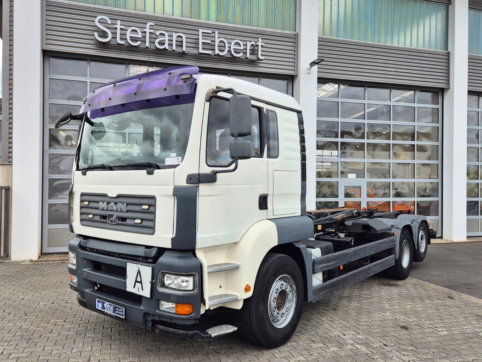 Fahrzeugabbildung MAN TGA 26.440 6x2-2 BL Meiller RK 20.70 Bett