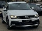 Volkswagen Tiguan R-LINE 2.0 TSI DSG 4Motion DCC DYNAUDIO - Volkswagen Tiguan mit Benzin-Antrieb: R Line