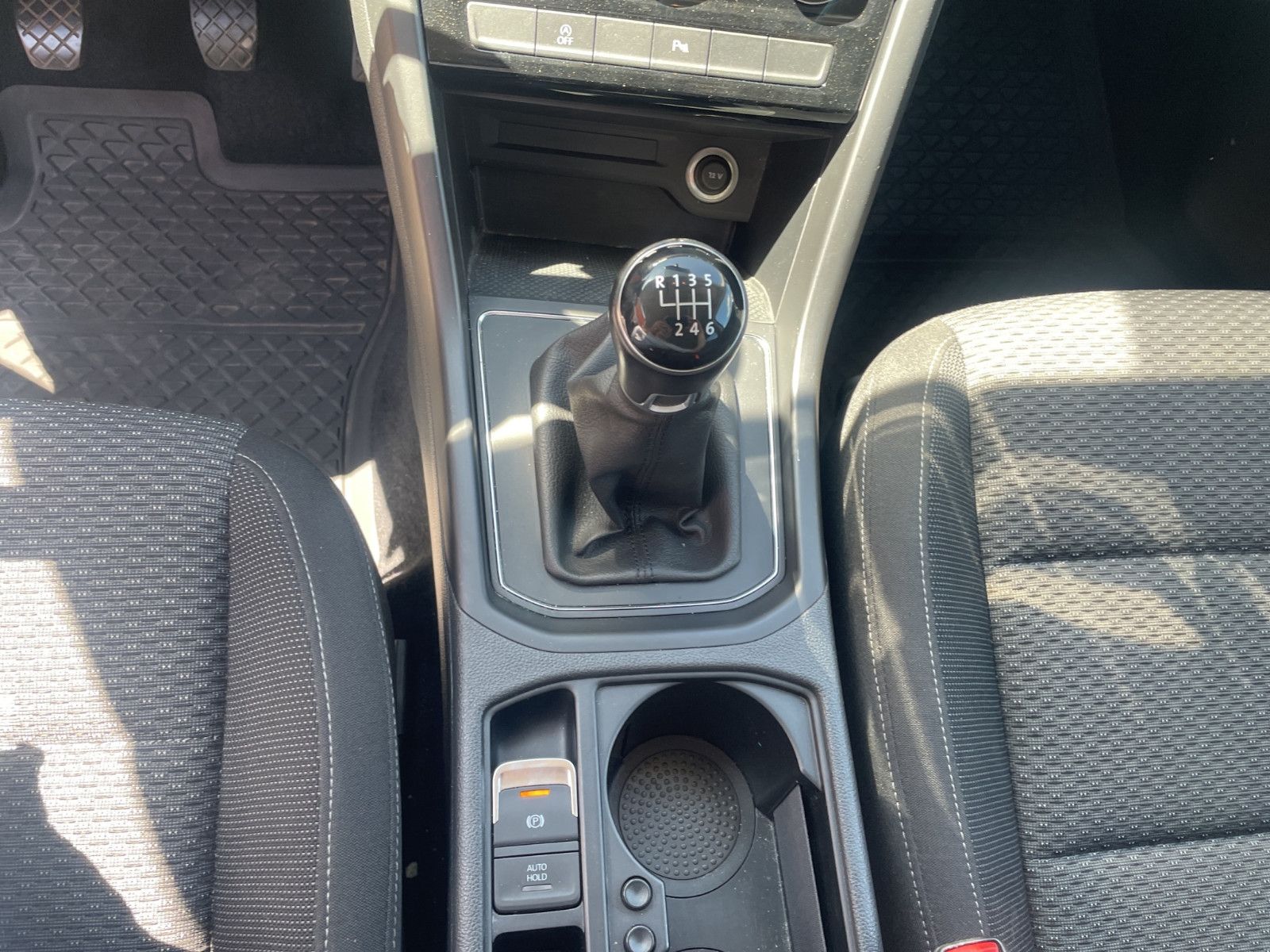 Fahrzeugabbildung Volkswagen Touran Comfortline AHK*Shzg*Tempo*Nebel