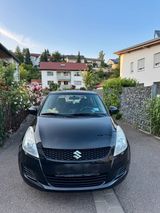 Suzuki Swift Black&White Edition - Suzuki Swift: Black