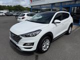 Hyundai Tucson 1.6 CRDi Trend 4WD AT PANO NAVI PDC + R.C - Hyundai TUCSON: Allradantrieb, Crdi