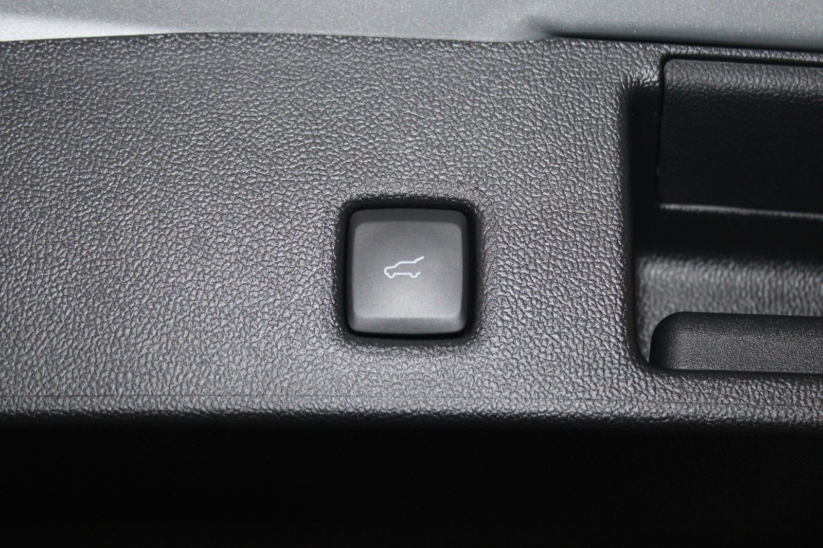 Fahrzeugabbildung Ford Kuga PHEV ST-LINE X NAVI Kamera Winter Paket