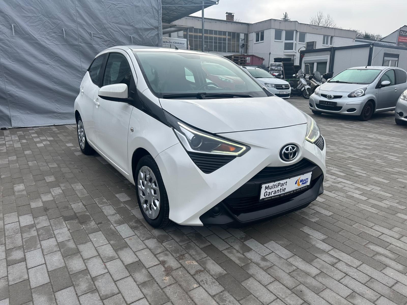 Toyota Aygo AYGO x-play Klima/Tempomat