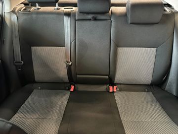 MYAUTOCENTER – Gebraucht- und Jahreswagen mit Werkstattservice in Pfaffenhofen Seat Toledo Reference *1. Hand*Klima*Radio*CD-Player*