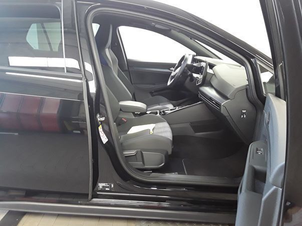 Volkswagen Golf - Bild 8
