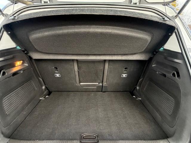Opel Crossland 1,2 Ultimate, Navi, RFK, LED, DAB