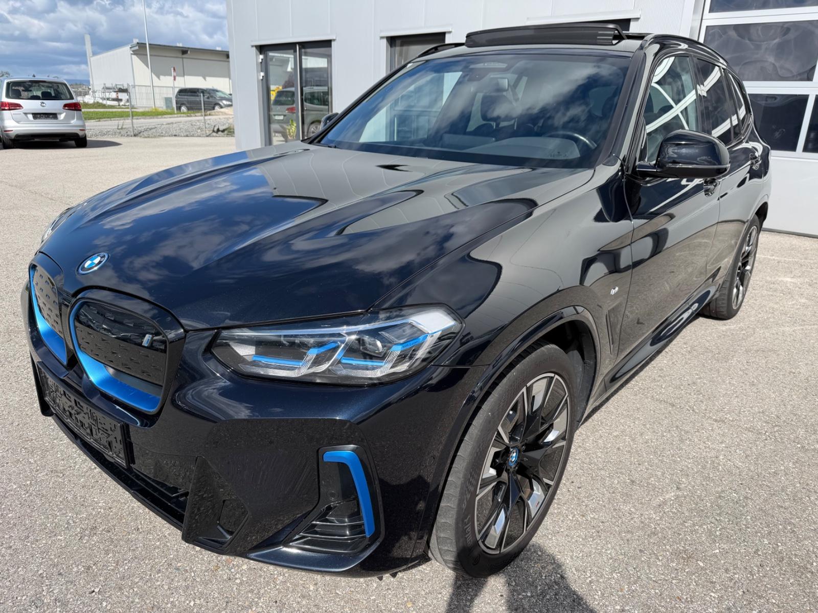 BMW iX3 M Sport Inspiring *93,7% SOH*LASER*PANORAMA*