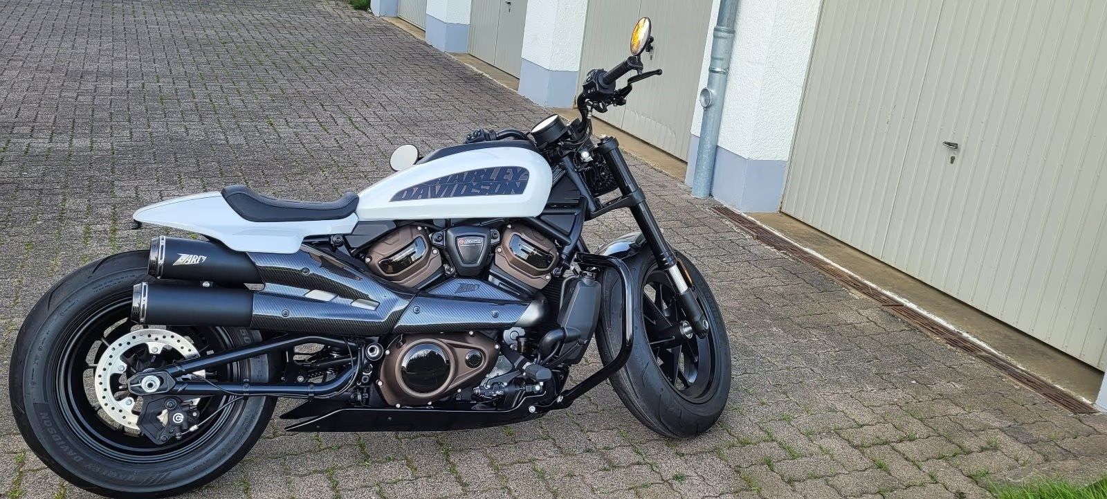 Fahrzeugabbildung Harley-Davidson Sportster S RH1250S