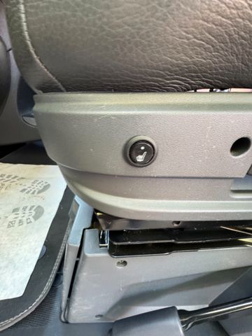 HYMER / ERIBA / HYMERCAR Sydney Aufstelldach-Autom-118 KW-Ahk-Alarm-Leder