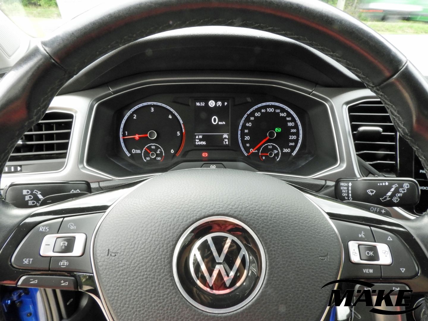 T-Roc R-Line 2.0 TDI 4motion DSG AHZV PDC NAV RF