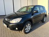 Toyota RAV 4 2.2-l-D-4D 4x4 - - Toyota RAV 4 Gebrauchtwagen in Augsburg