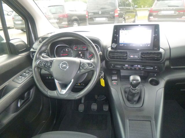 Fahrzeugabbildung Opel Combo Life E >AHK/Navi/Einparkhilfe<