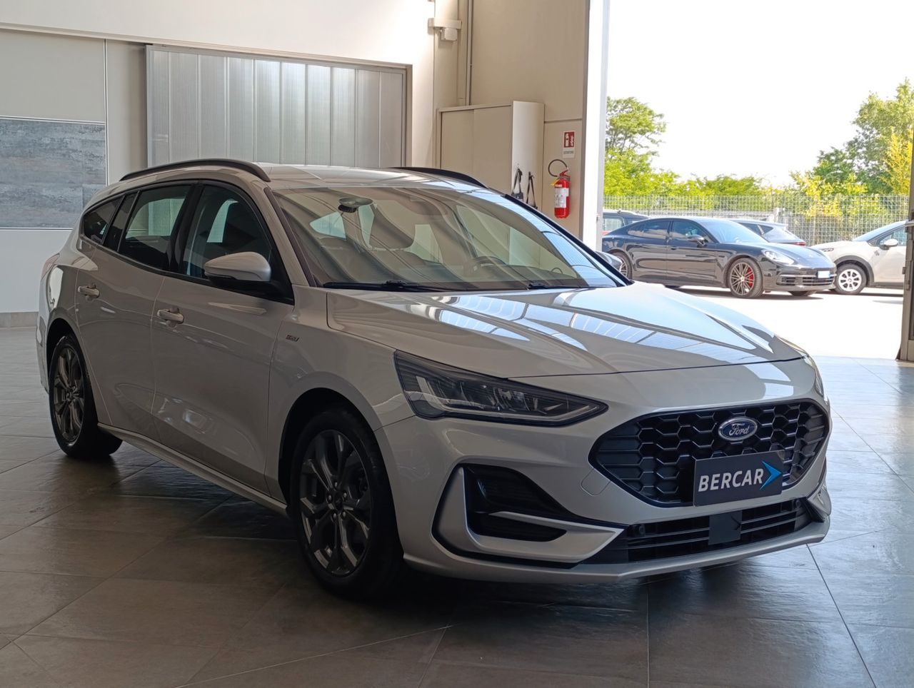 Ford Focus Wagon Focus SW 1.0 ecoboost h ST-Line imagem 3