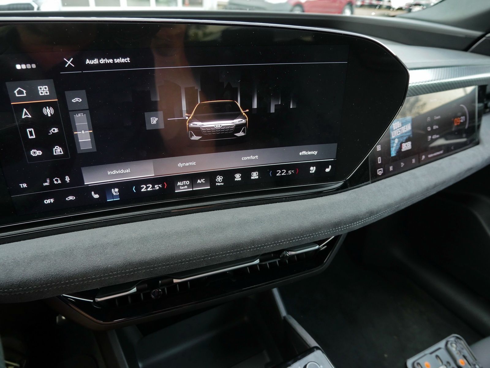 Audi S6 e-tron - Bild 22