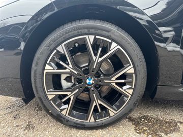 BMW 120 DAB LED Komfortzg. Parkassistent Klimaaut.