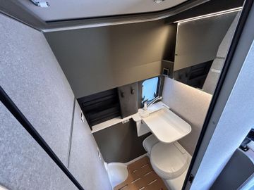 HYMER  ERIBA  HYMERCAR Grand Canyon S CrossOver 600 4x4 Winterpaket  