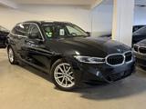 BMW 318 d/LCI/Leder/SPUR/CAM/Standhzg/LenkHzg - BMW 318 in Frankfurt (Main)