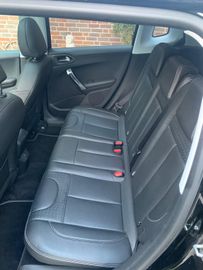 Peugeot 2008 - 10
