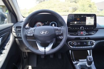 Hyundai i30 cw 1.0T-GDI NAVI-ALU-LED-KAMERA-PDC-TEMPOMAT
