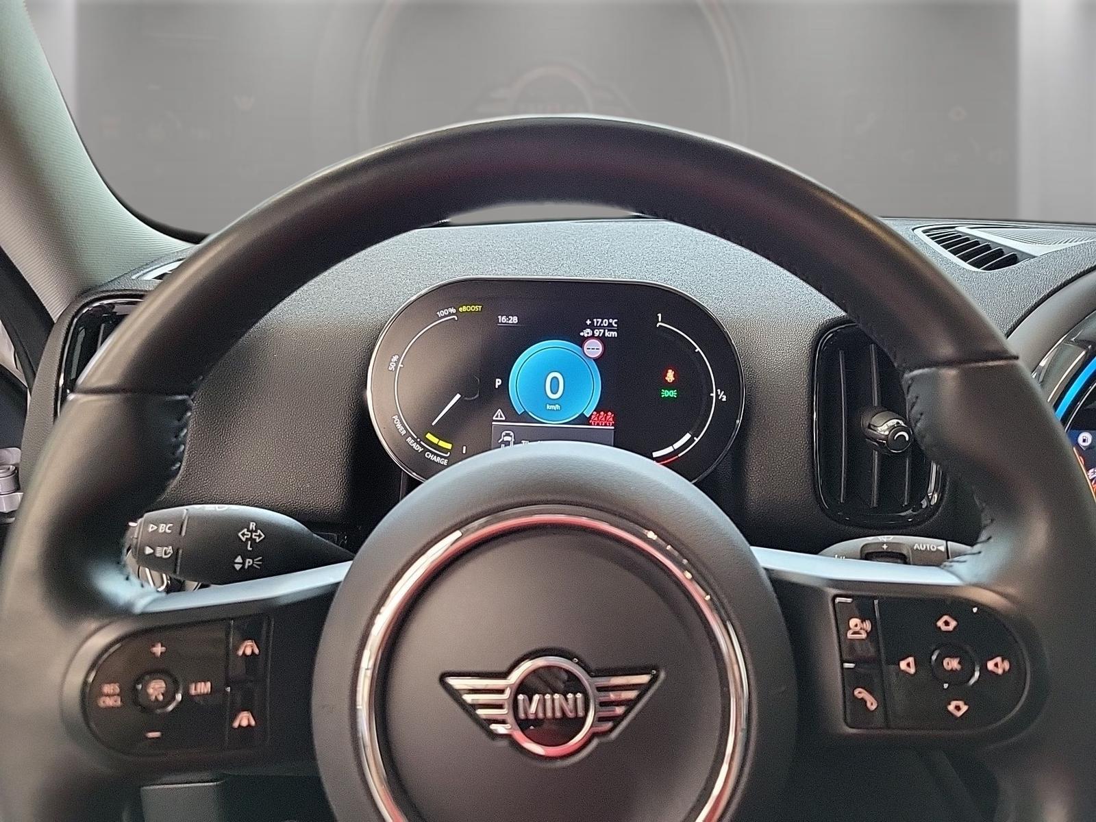 MINI Cooper SE ALL4 Countryman Navi Kamera LED