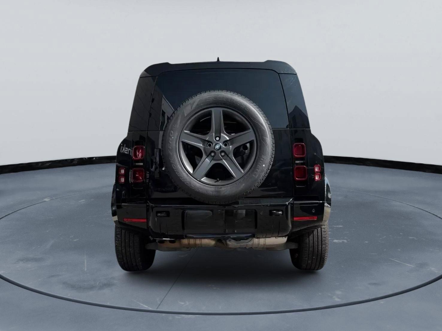 Land Rover Defender 3.0 D300 MHEV X-Dynamic SE 110