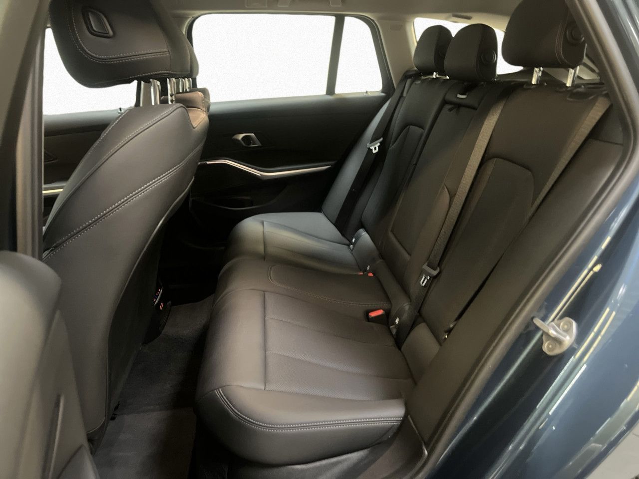 BMW 320 - Bild 14