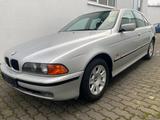 BMW 523i A E39 Automatik/Klima/Leder/LM/TÜV 08-2026 - BMW 523 aus 1999: 523i