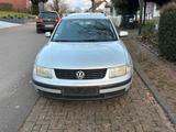 Volkswagen Vw Passat b3 - Volkswagen Passat aus 2000: Kombi