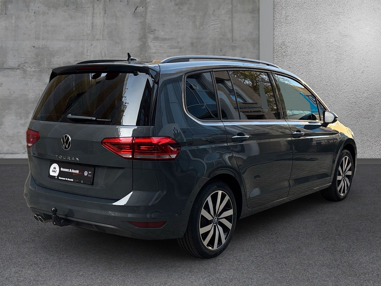 Fahrzeugabbildung Volkswagen Touran 2.0 TDI Highline Keyless Pano Kamera AHK