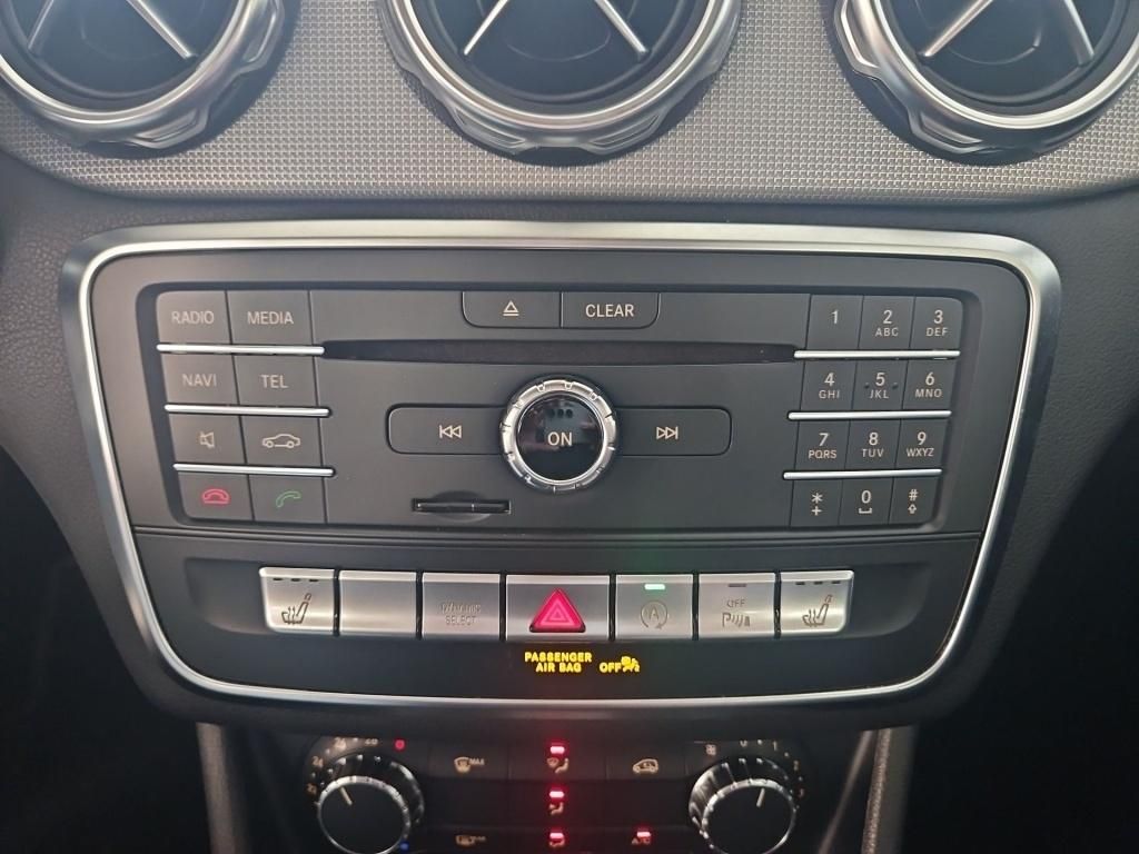 Fahrzeugabbildung Mercedes-Benz GLA 180 Urban AHK LED SHZ Navi GRA el.Heck KAM