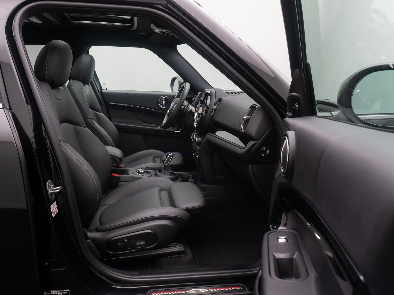 Fahrzeugabbildung MINI John Cooper Works Countryman ALL4 HUD Kamera H/K