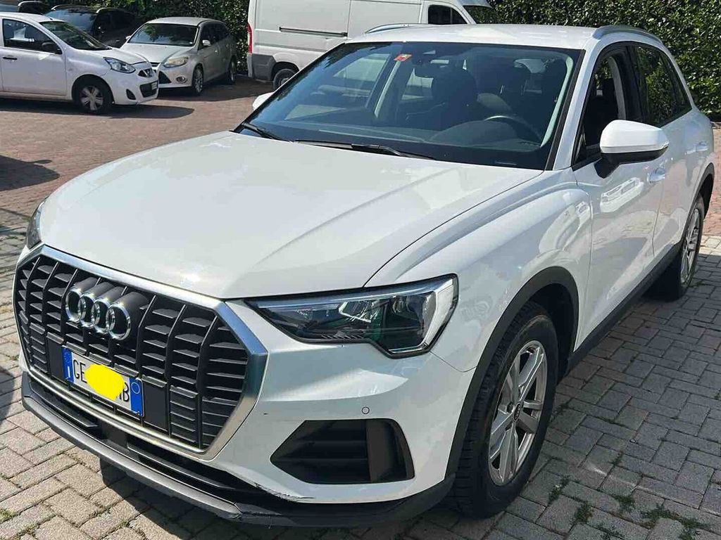Image of Audi Q3
