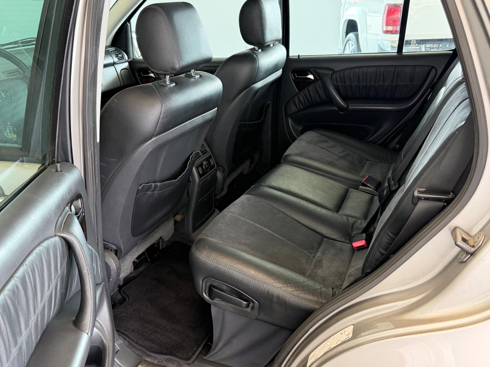 Mercedes-Benz ML270 2005 — photo 16