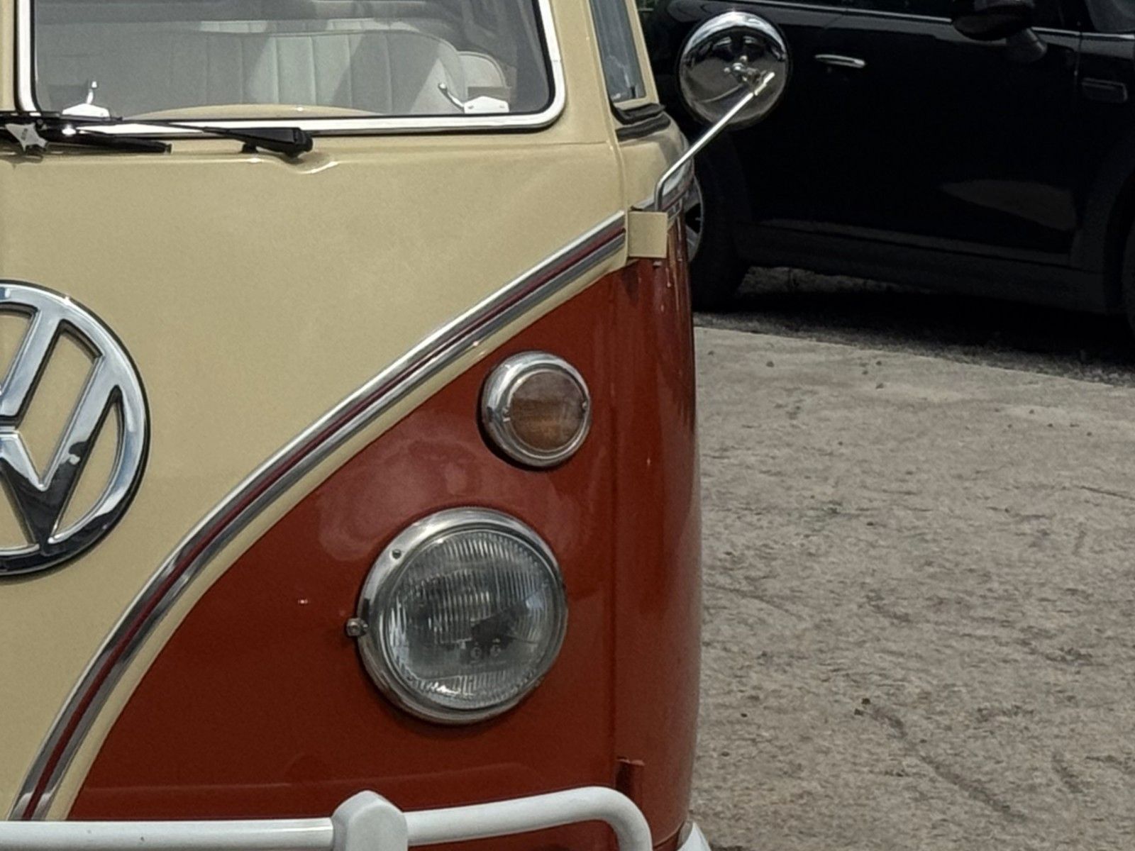 Fahrzeugabbildung Volkswagen T1 Samba 9-Sitzer Faltdach mit Panoramafenstern