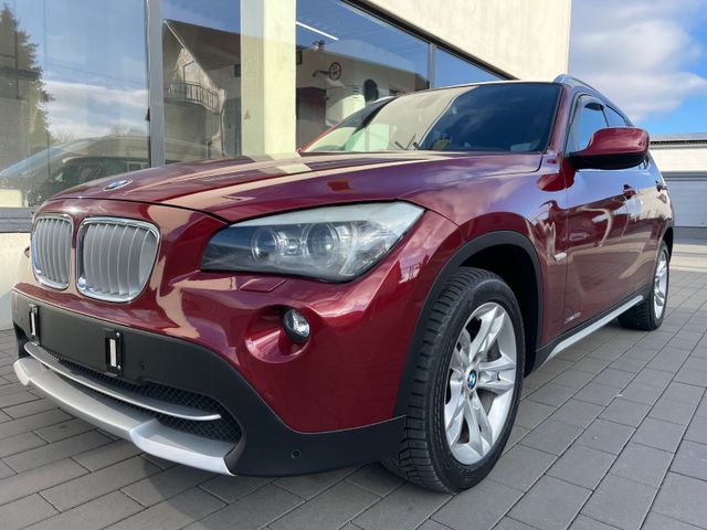 BMW X1 28 i xDrive Navi Leder Sitzh. Keyless AHK Xen