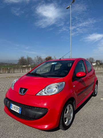 Peugeot 107 1.0 68CV 5p. Sweet Years